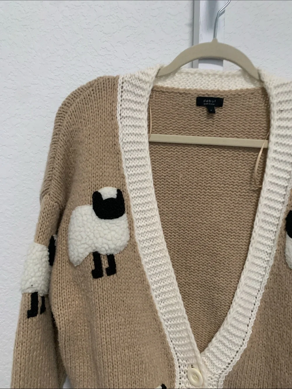debut Beige Sheep Appliqué V-Neck Cardigan Sweater with Cream Trim - Picture 3 of 7